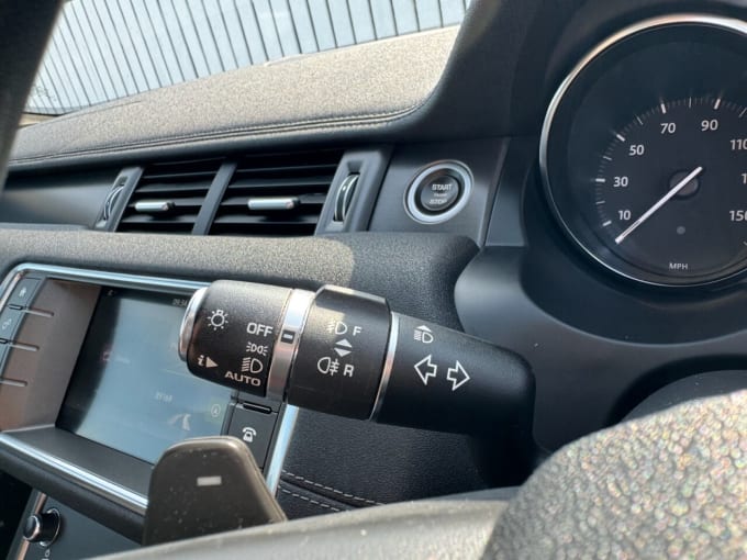 2025 Land Rover Range Rover Evoque