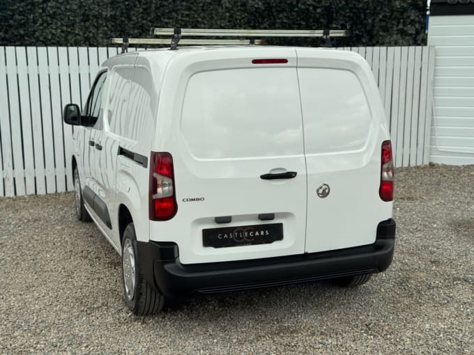 2025 Vauxhall Combo
