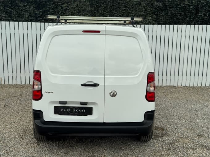 2025 Vauxhall Combo