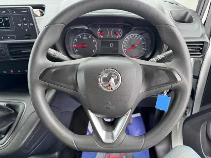 2025 Vauxhall Combo