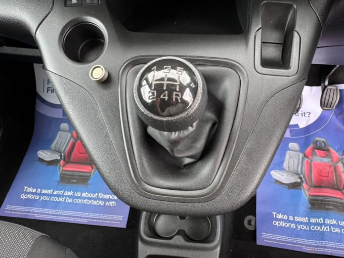 2025 Vauxhall Combo