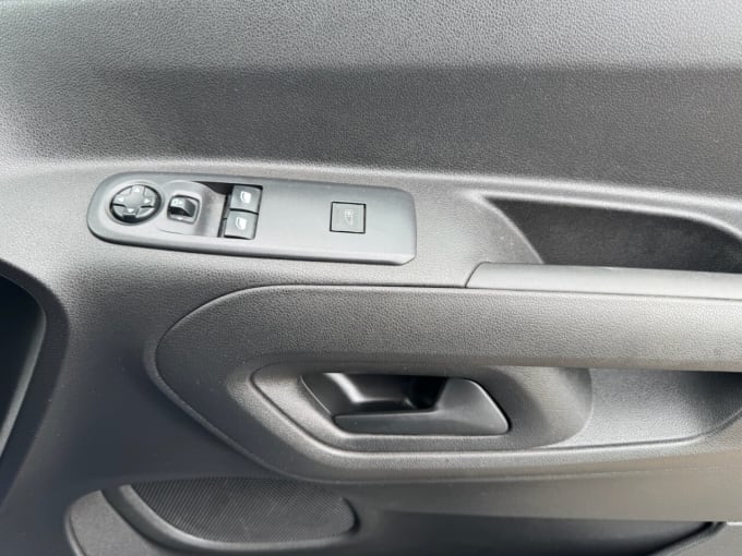 2025 Vauxhall Combo