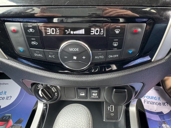 2025 Nissan Navara