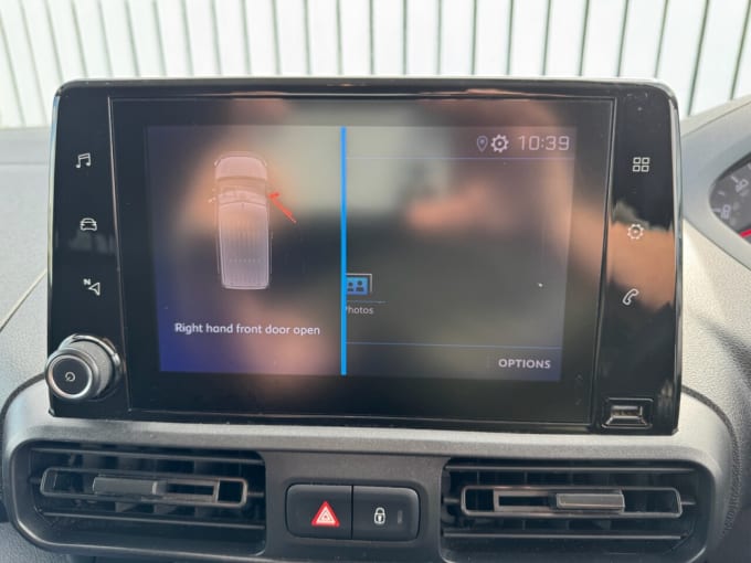 2025 Peugeot Partner