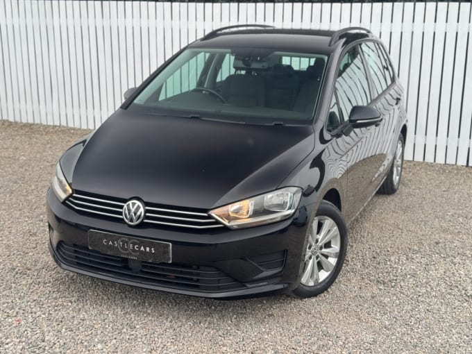 2025 Volkswagen Golf Sv