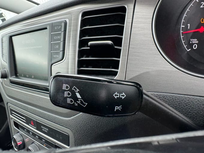 2025 Volkswagen Golf Sv