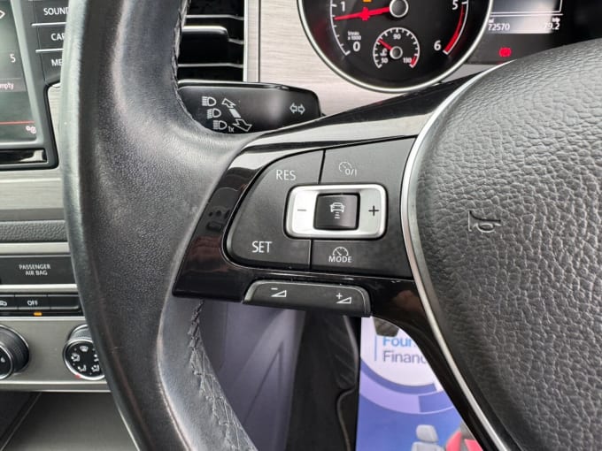 2025 Volkswagen Golf Sv