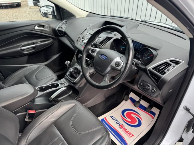 2025 Ford Kuga