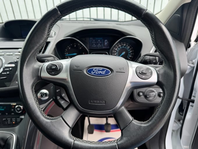 2025 Ford Kuga
