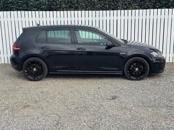 2025 Volkswagen Golf