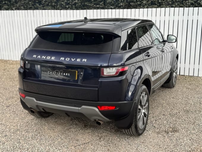 2025 Land Rover Range Rover Evoque