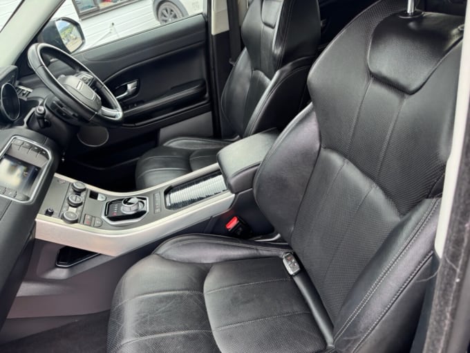 2025 Land Rover Range Rover Evoque