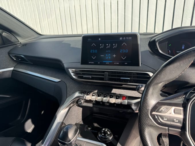 2025 Peugeot 3008