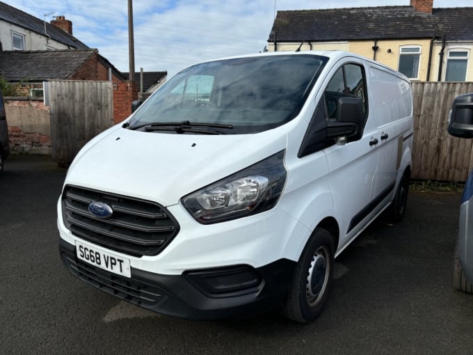 2024 Ford Transit Custom