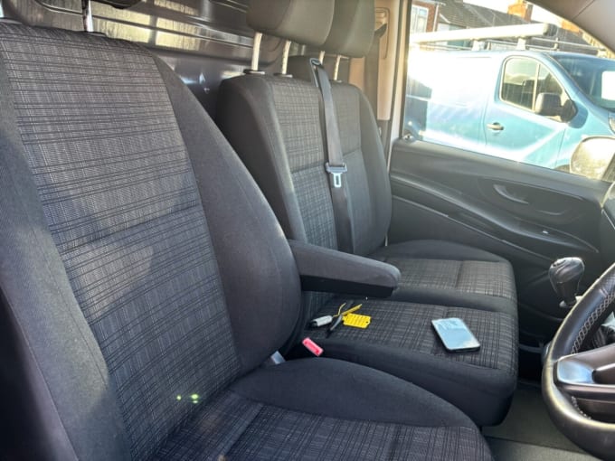 2025 Mercedes-benz Vito