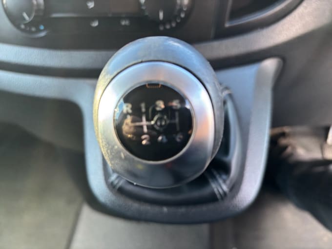 2025 Mercedes-benz Vito