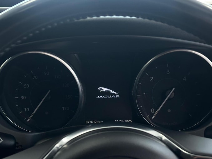 2017 Jaguar Xe