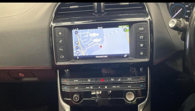 2017 Jaguar Xe