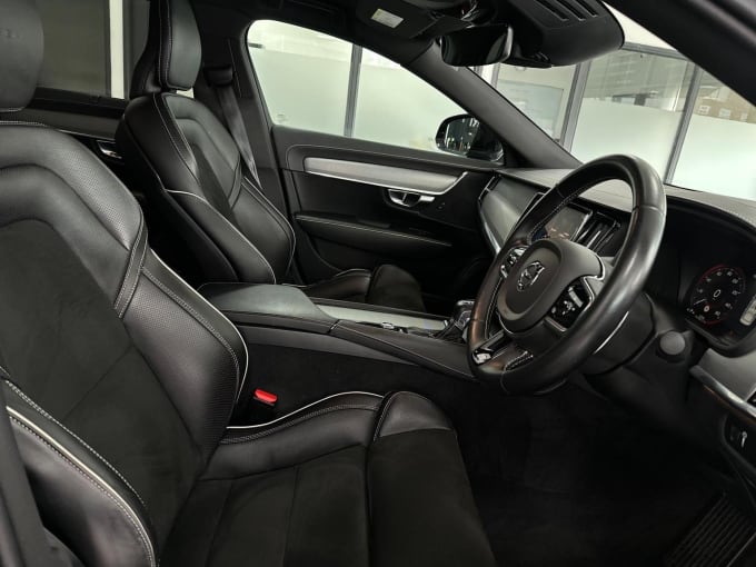 2019 Volvo S90