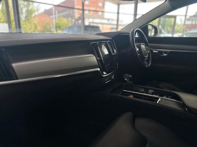 2020 Volvo S90