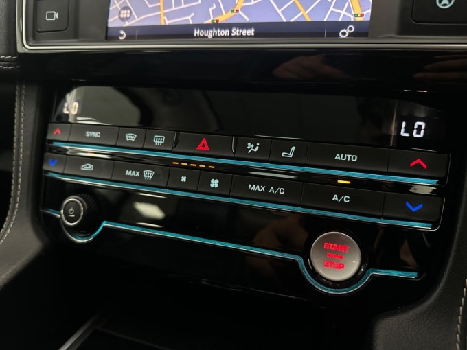 2017 Jaguar F-pace