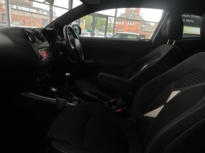 2013 Alfa Romeo Mito