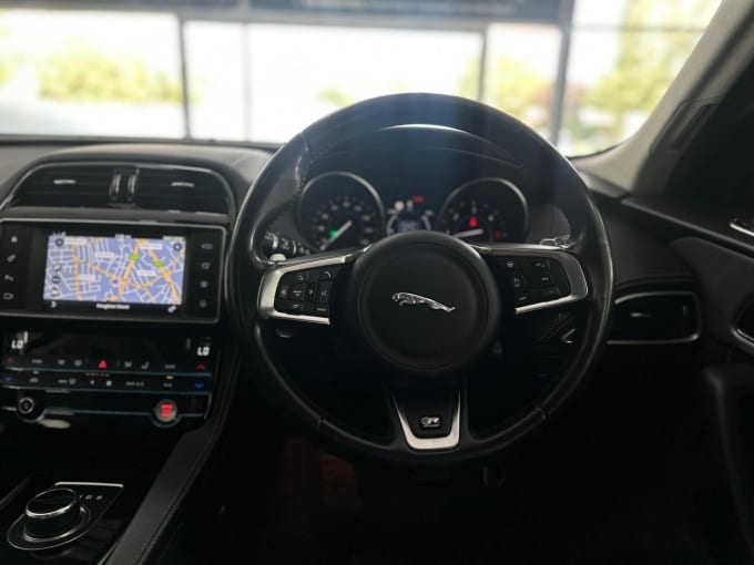 2017 Jaguar F-pace
