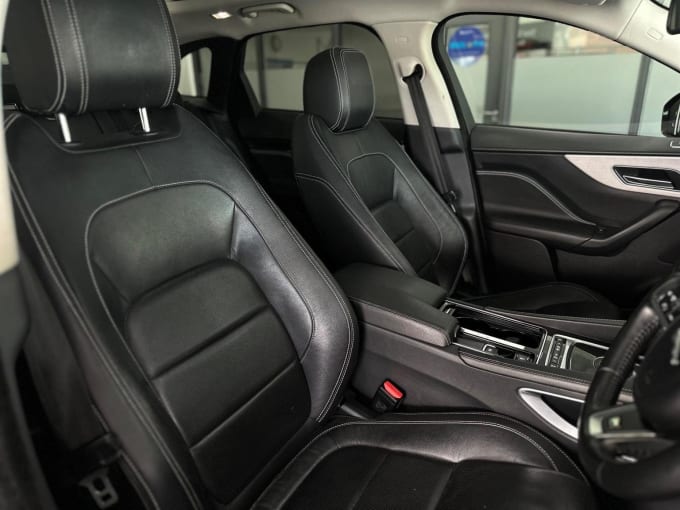 2017 Jaguar F-pace