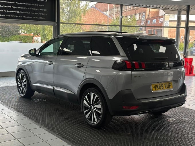 2019 Peugeot 5008