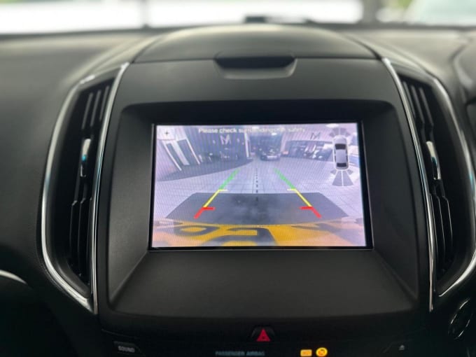 2019 Ford Edge