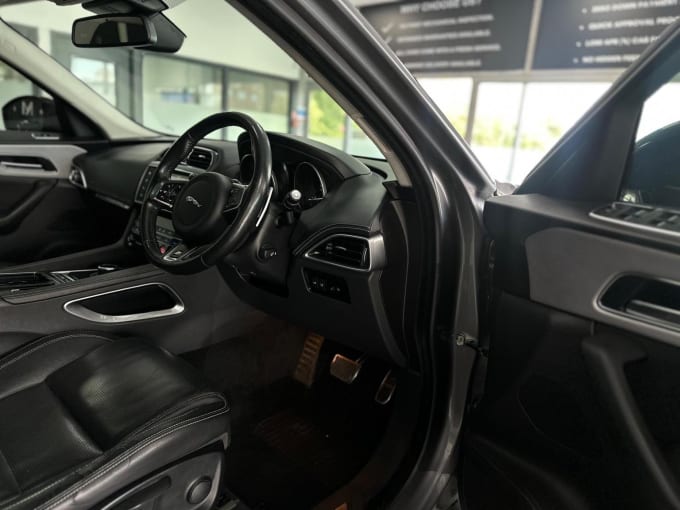 2017 Jaguar F-pace