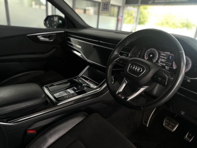 2018 Audi Q8