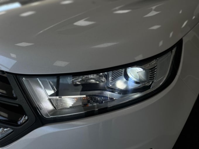 2017 Ford Edge