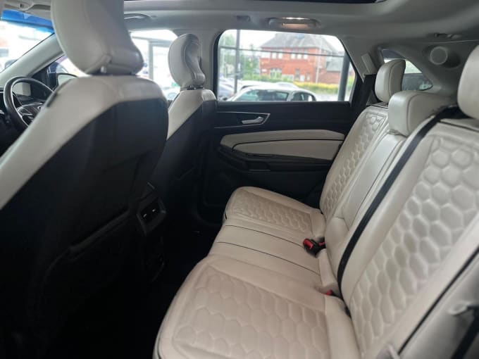 2017 Ford Edge