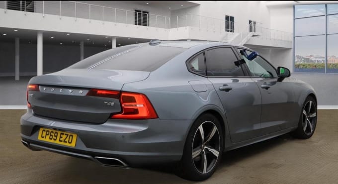 2019 Volvo S90
