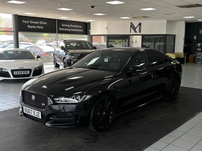 2017 Jaguar Xe