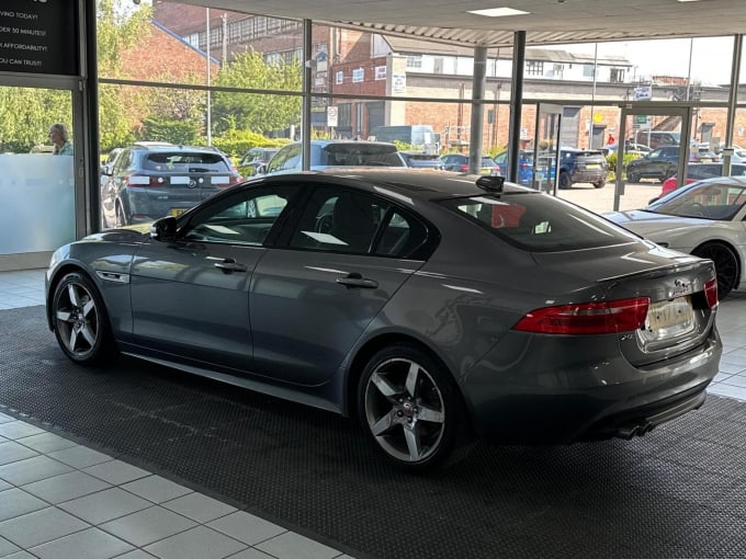 2017 Jaguar Xe