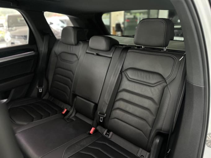 2022 Volkswagen Touareg