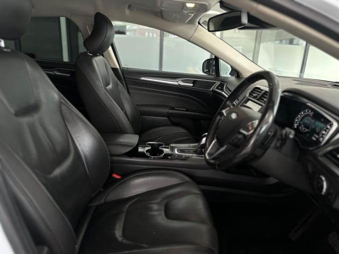 2015 Ford Mondeo