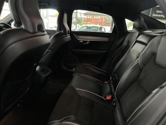 2019 Volvo S90