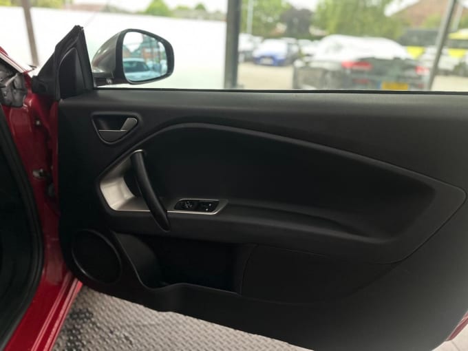 2013 Alfa Romeo Mito