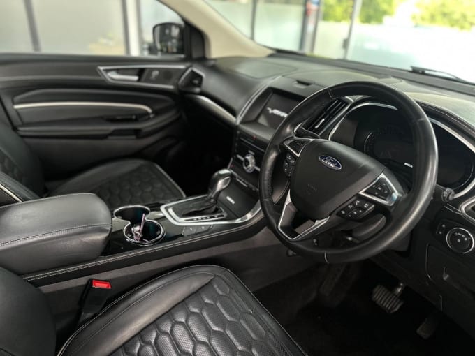 2017 Ford Edge