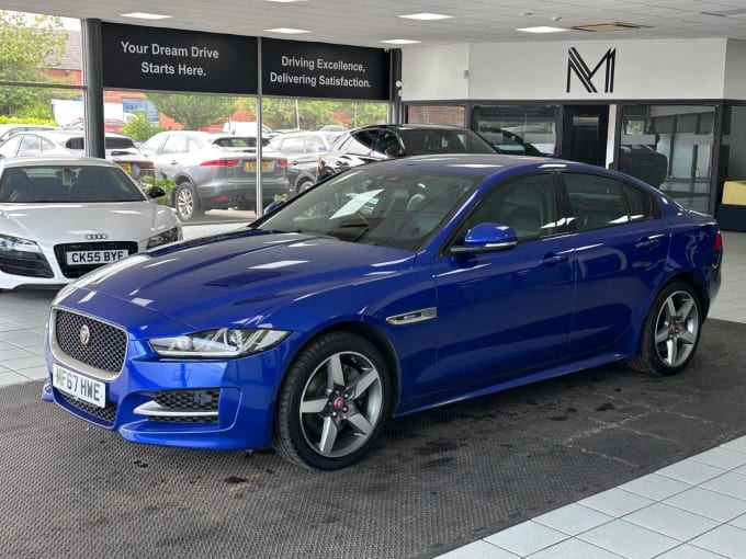 2017 Jaguar Xe