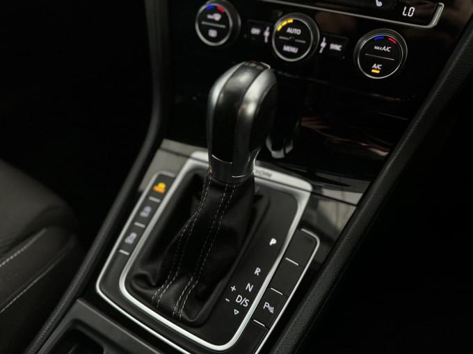 2018 Volkswagen Golf