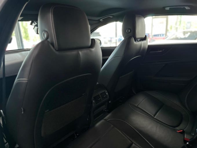 2017 Jaguar Xe