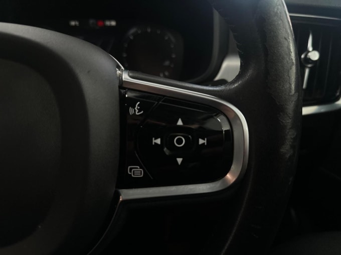 2020 Volvo S90
