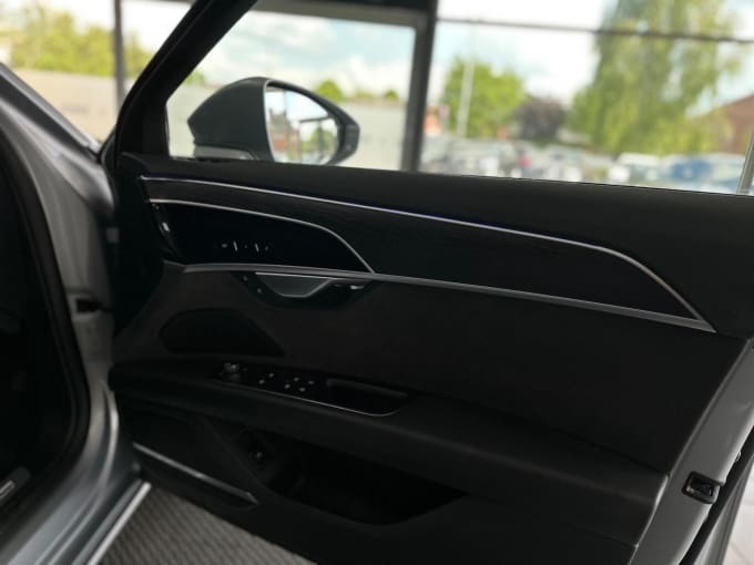 2018 Audi A8