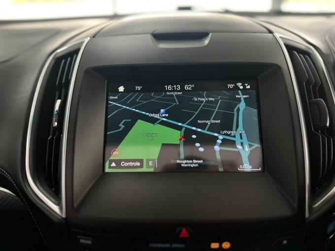 2017 Ford Edge