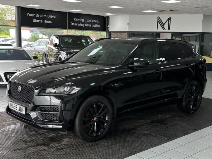 2018 Jaguar F-pace
