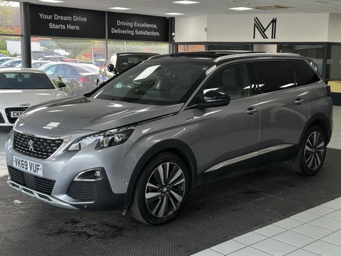 2019 Peugeot 5008